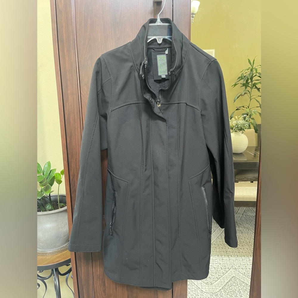 Black Jacket - Picture 3 of 6